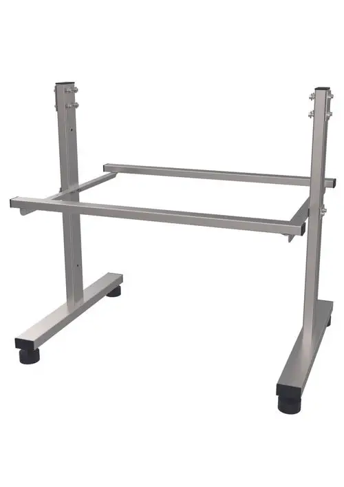 Gestell aus Metall mit quadratischen Beinen und stabilen Querstreben, für Judo-i-soft-Systeme konzipiert, auf flachem Untergrund stehend.